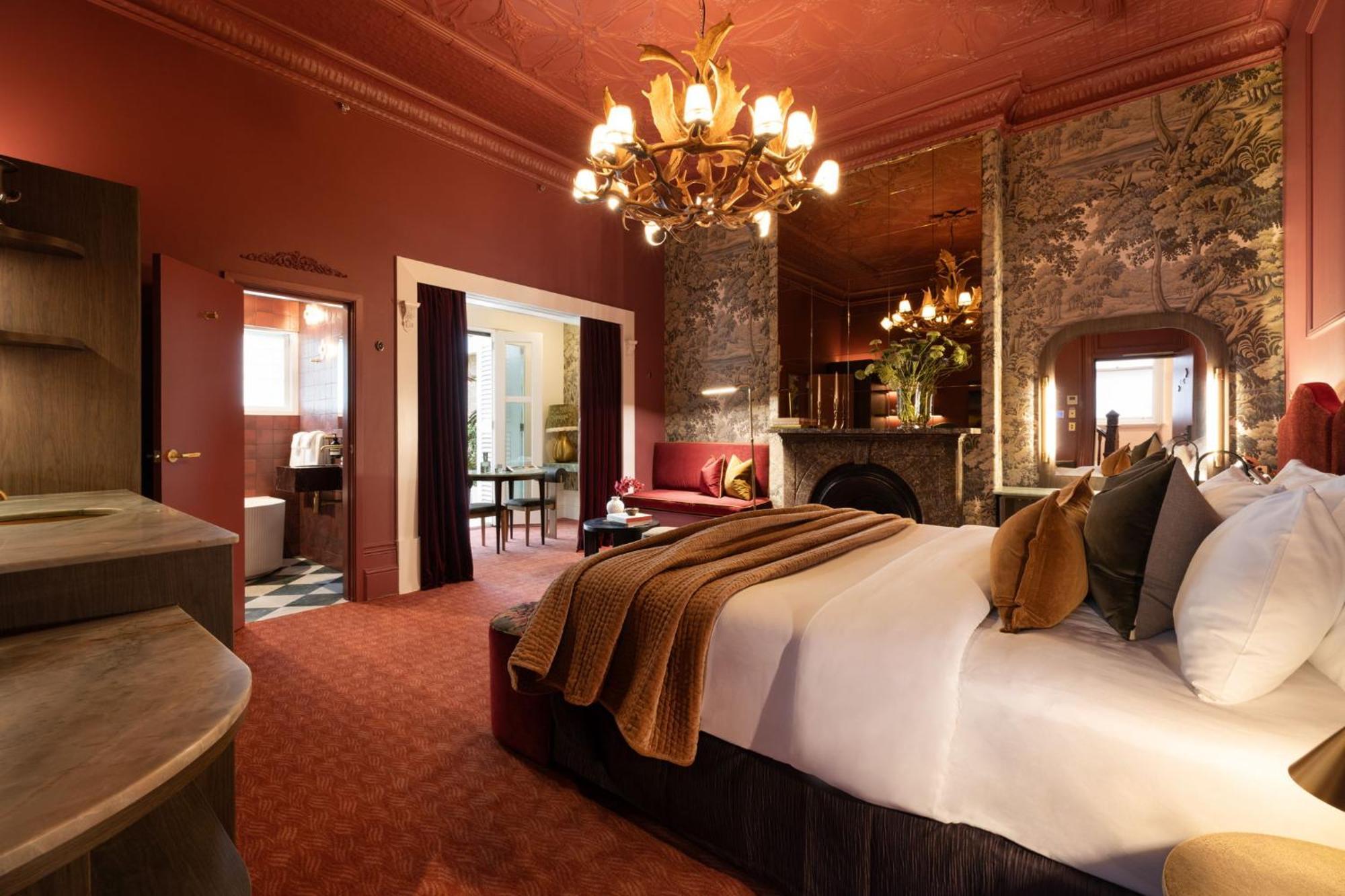 Suite Velvet